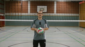 Das Bild zeigt einen Screenshot vom Video "falscher Aufstellungsfehler" aus dem Youtube-Kanal Volleyballfreak