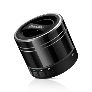 Das Bild zeigt den schwarzen EasyAcc Mini Portable Bluetooth Lautsprecher