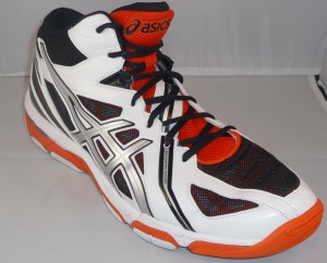 Das Bild zeigt den weiss-grauen Herren Volleyballschuhe / Hallensportschuhe Gel Volley Elite 3 MT