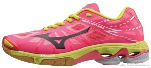 Das Bild zeigt den Der Mizuno WAVE LIGHTNING Z für Damen in pink