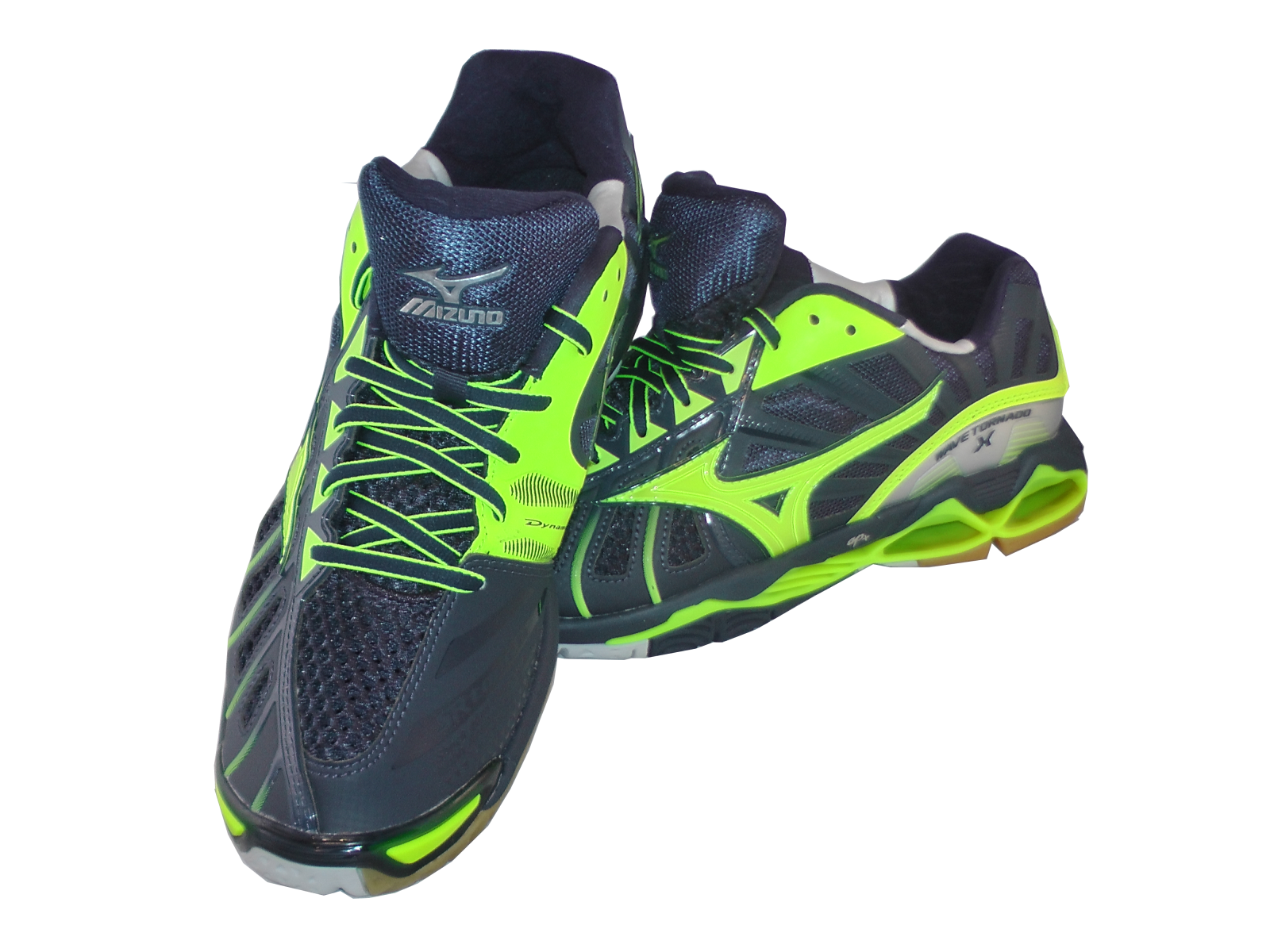 Mizuno Wave Tornado x