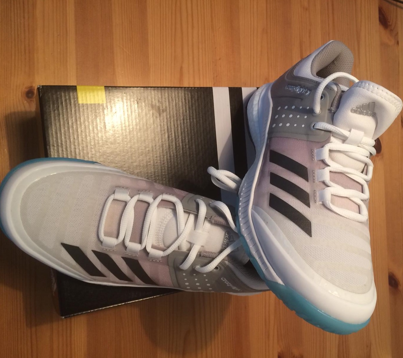 adidas crazyflight xw