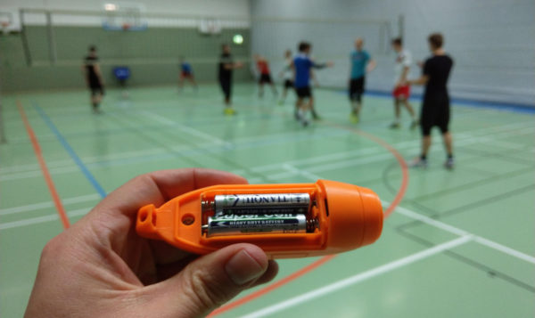 Getestet: Elektrische Pfeife im Volleyballtraining