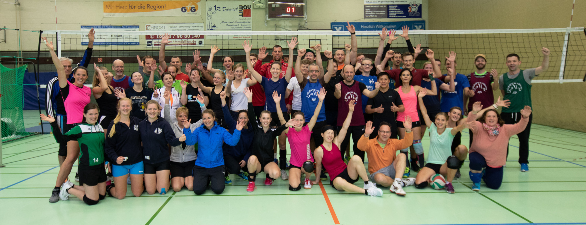 Das Gruppenfoto mit 41 Volleyballern vom 1. Volleyballfreak Trainingslager 2019.