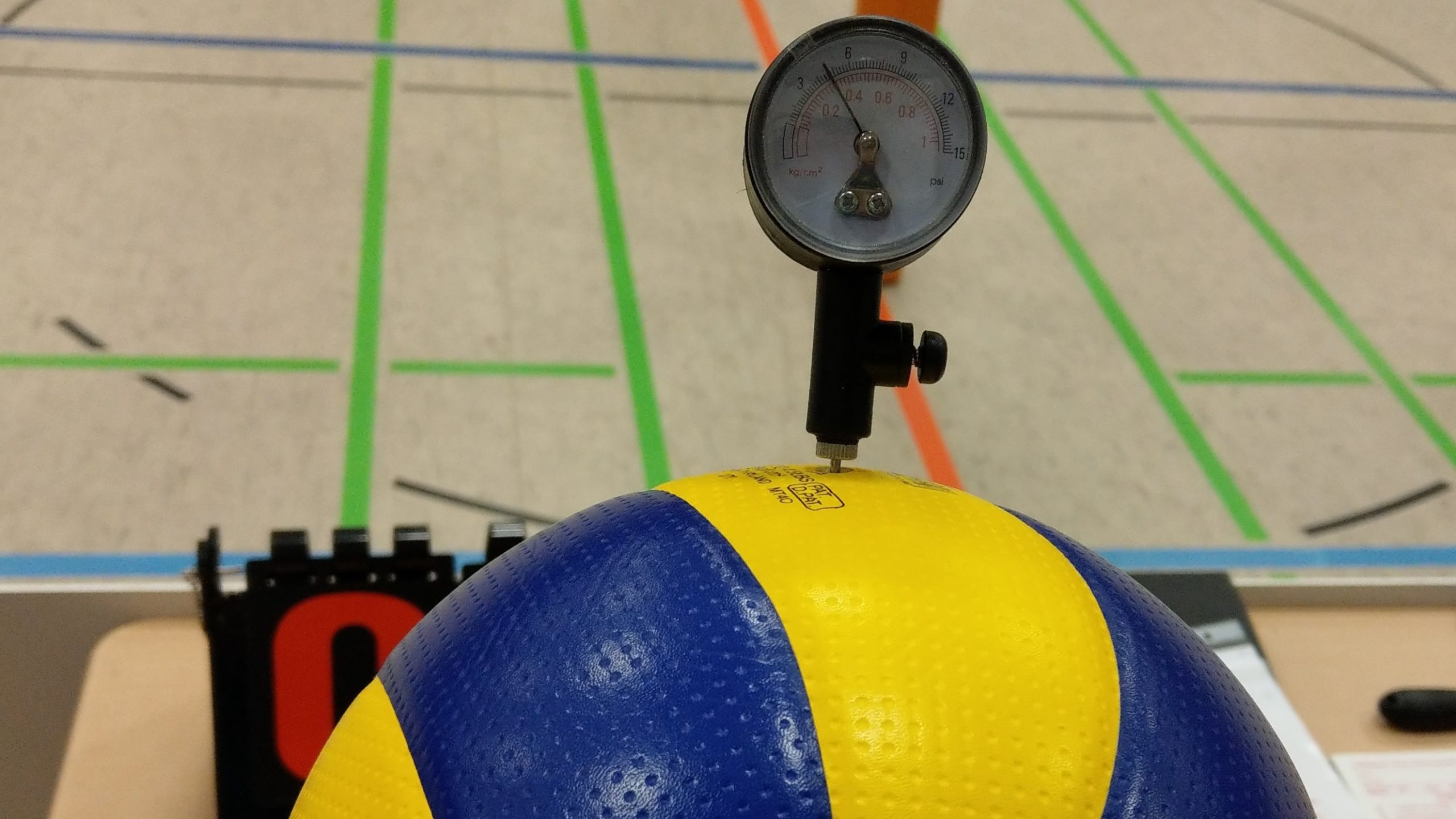 erima Luftdruckmesser Manometer Luftdruck Volleyball Fußball Handball Basketball 