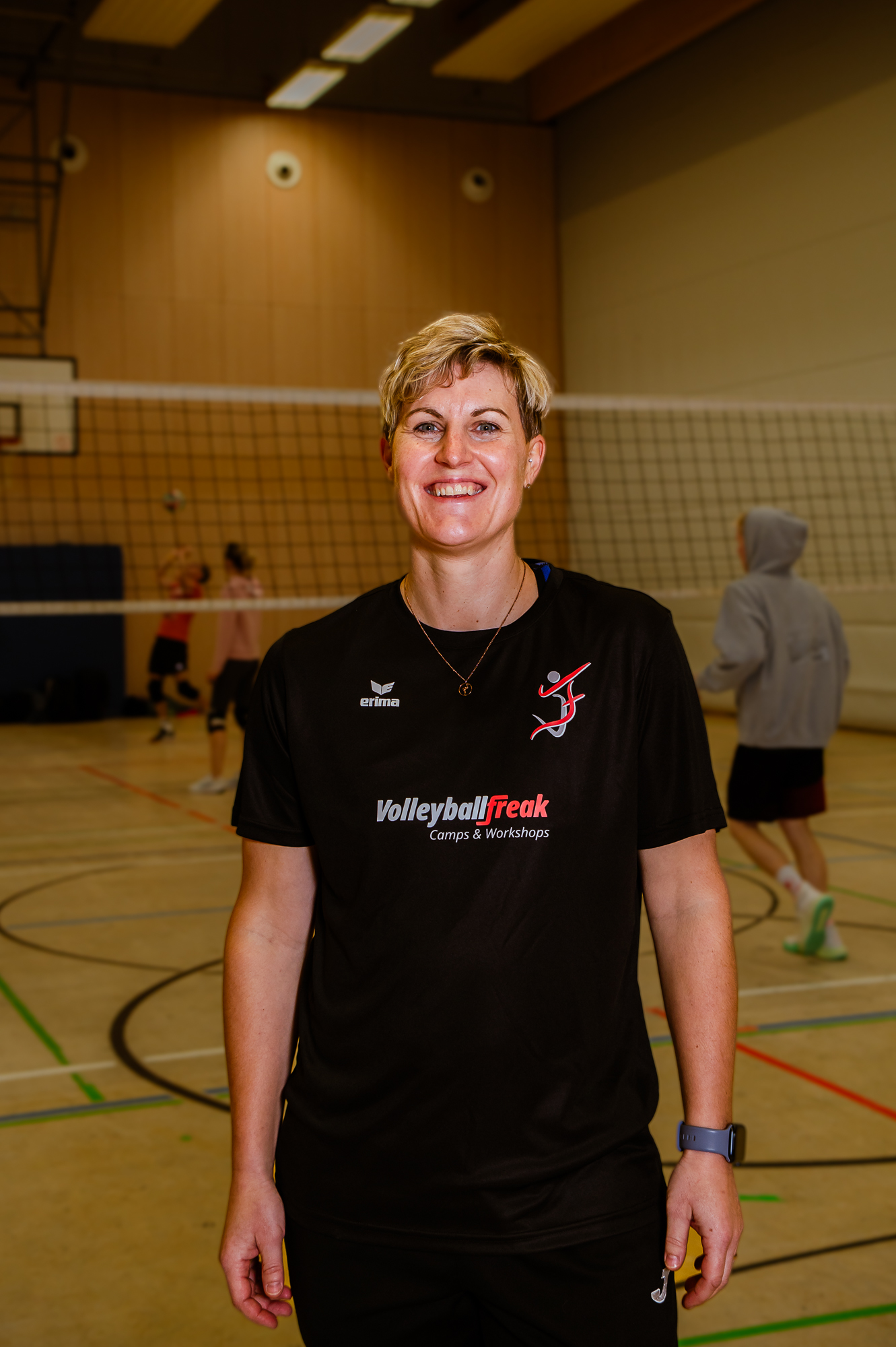 Volleyballfreak-Headcoach Lisa Thomsen. Foto (C) Mikura Gelhausen