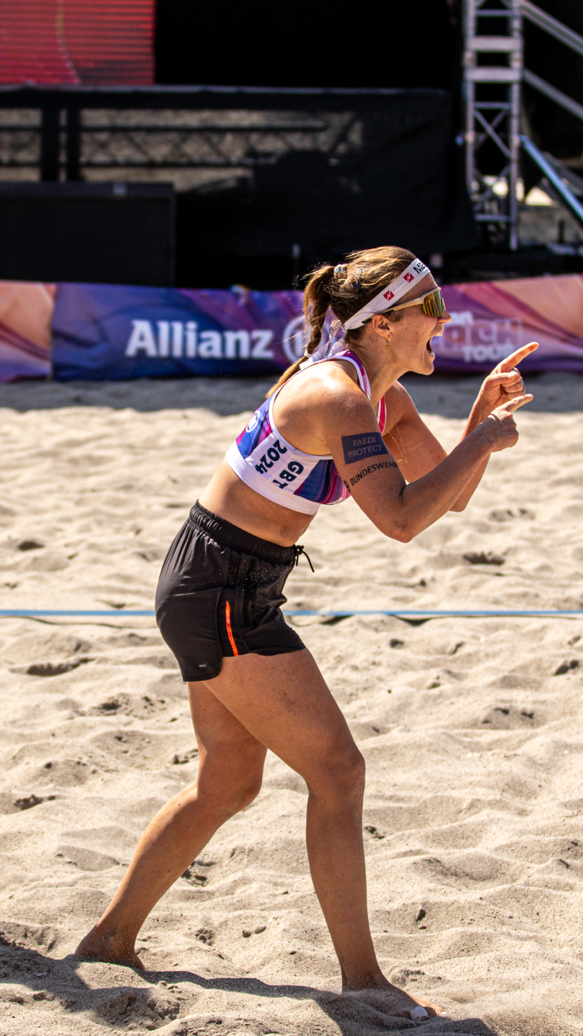 Erfolg in der Abwehr kann auch an einer guten Brille liegen. Foto: Volleyballfreak