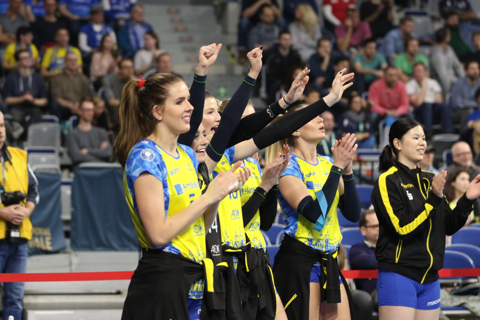 Die Bank als 7. Frau/ Mann. Foto: Volleyballfreak